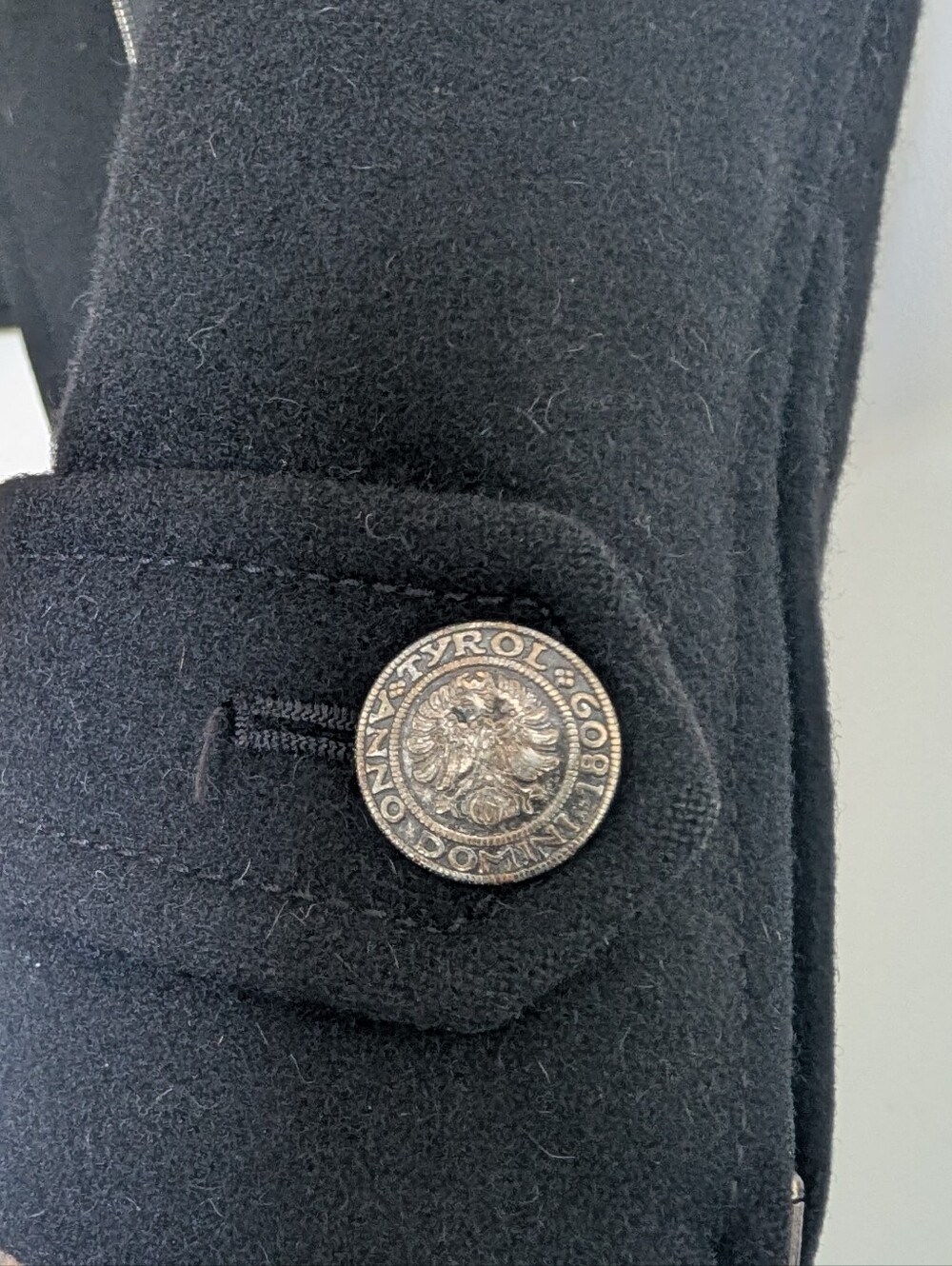 PRADA Milano Black Wool Alpaca Cropped Moto Military Jacket Art 280828 Tg 38 US - Picture 8 of 11